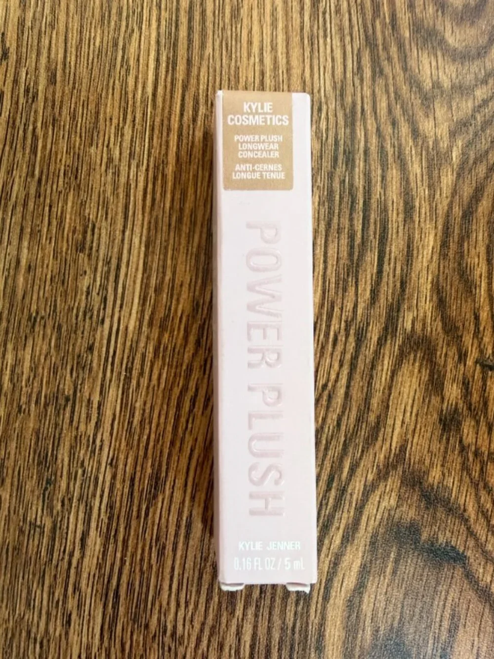 Kylie Cosmetics Power Plush Longwear Concealer shade 5W